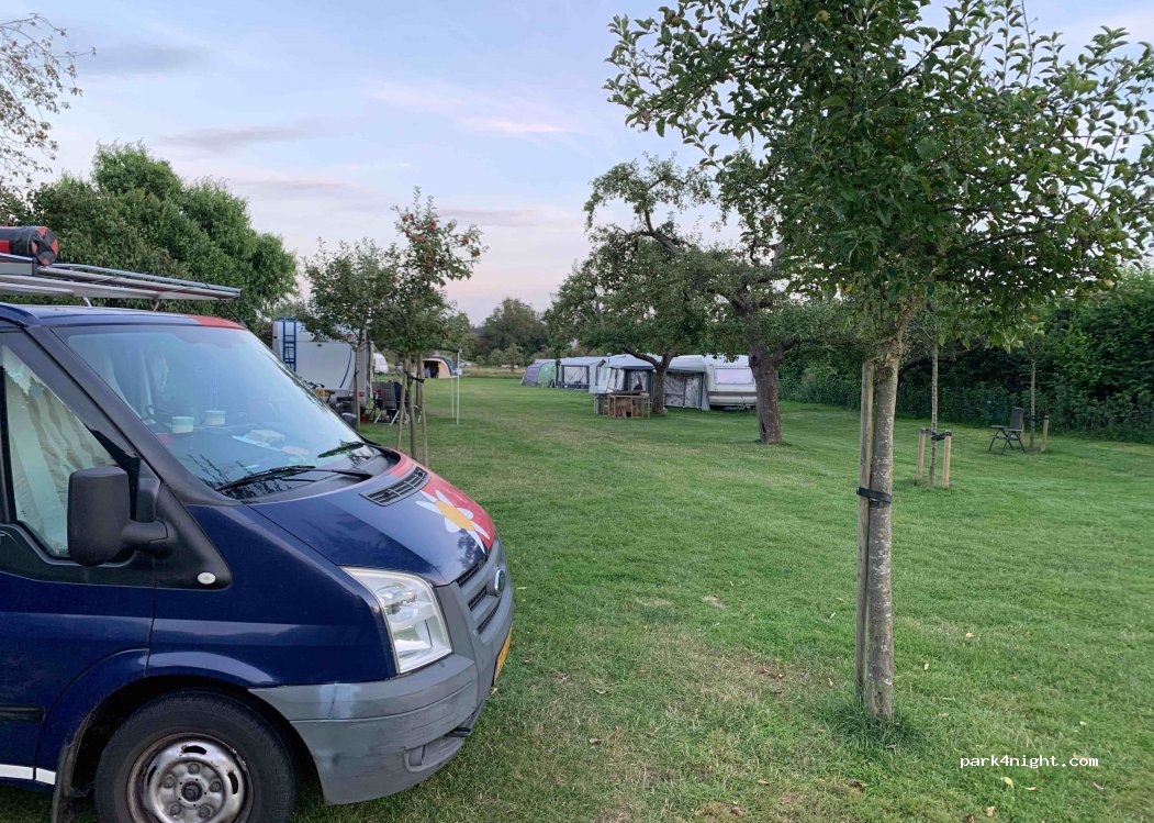 Minicamping Tussen de Dijken Tiel — foto