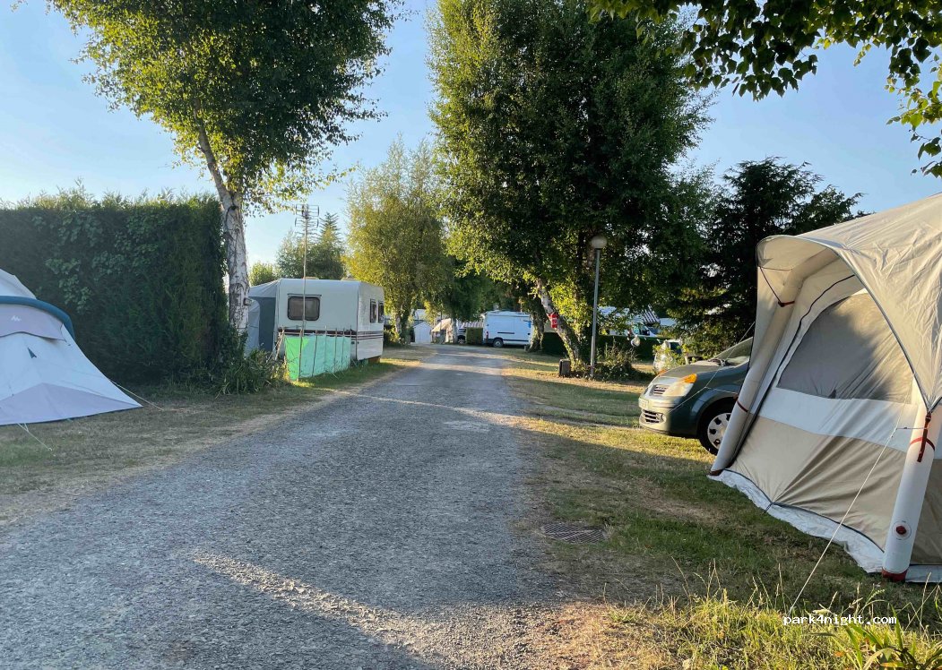 Camping Tohapi Le Soleil de Saint Sieu — foto 3