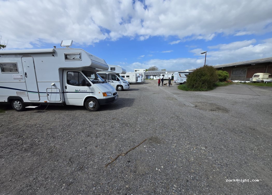 Wohnmobilstellplatz Fischhaus Loof — foto 5