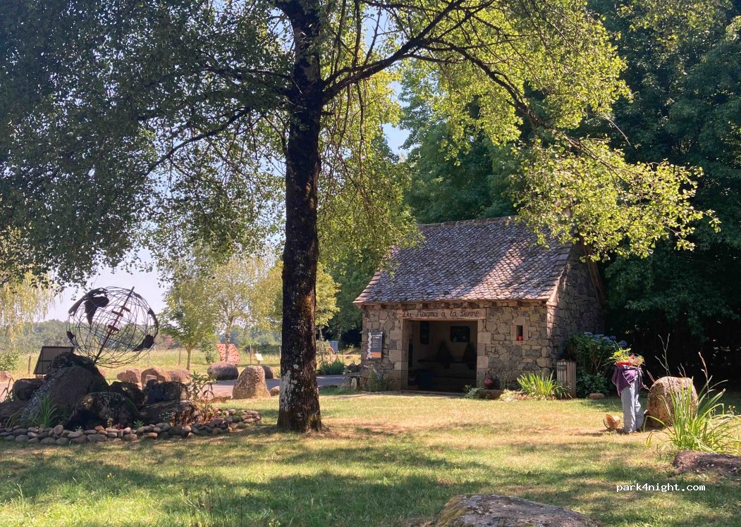 (12600) Lacroix-Barrez - La Fage — foto 3