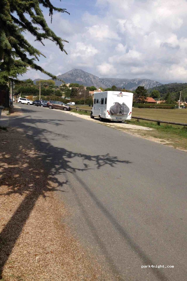 (06670) Levens - 10 Promenade des Prés — foto
