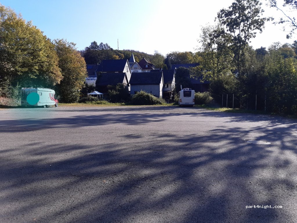 (51580) Reichshof - 3 Rodener Platz — foto
