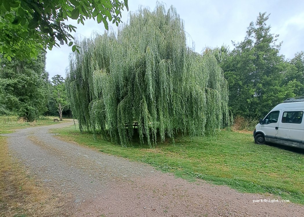 (79100) Saint-Jean-de-Thouars - 42 Route de Doret — foto