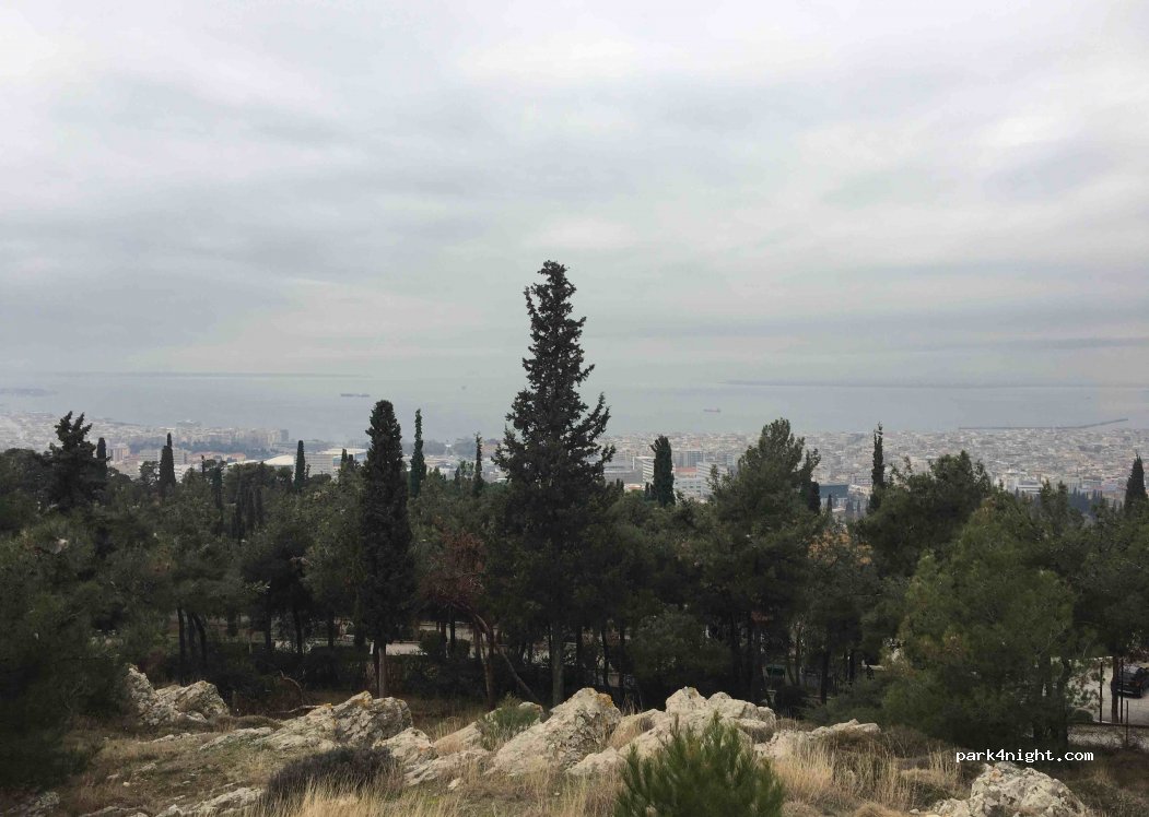 (554 38) Agios Pavlos - 25 Leoforos Ochi — foto