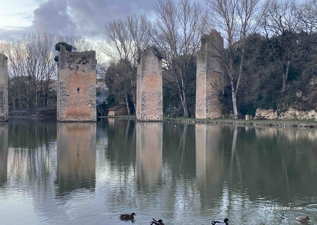 (86320) Lussac-les-Châteaux - 6 Rue du Château — foto 5