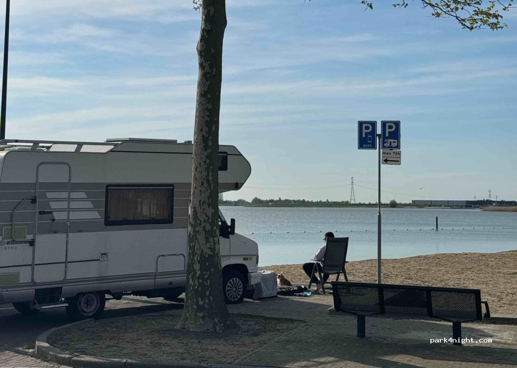 Camperplaats Boulevard Noord Bergen Op Zoom — foto 5