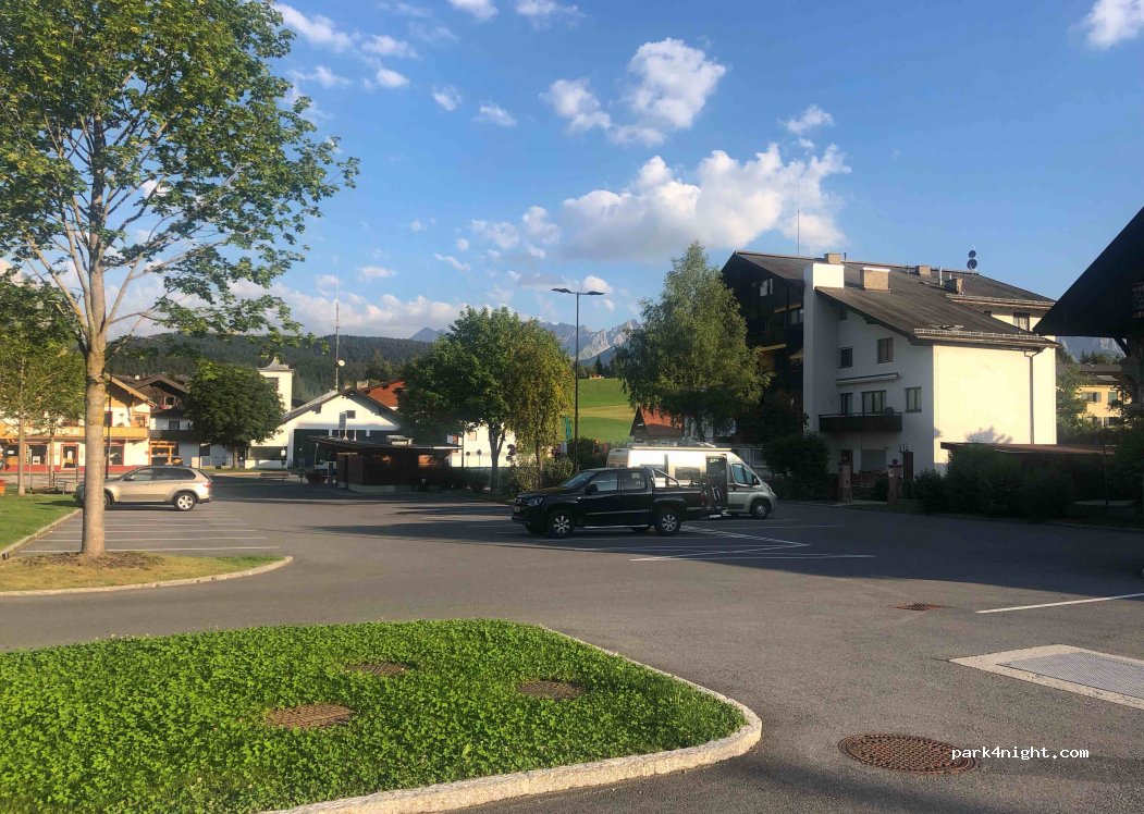 (6100) Seefeld in Tirol - 123 Münchner Straße — foto