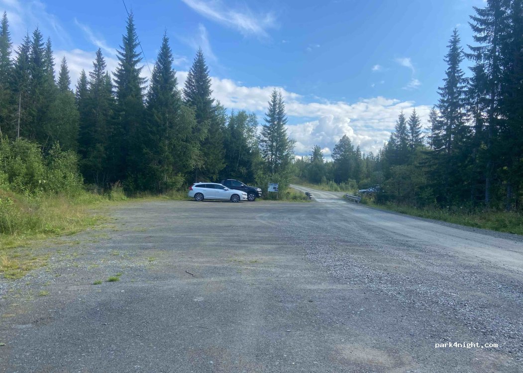 (7530)  - Unnamed Road — foto