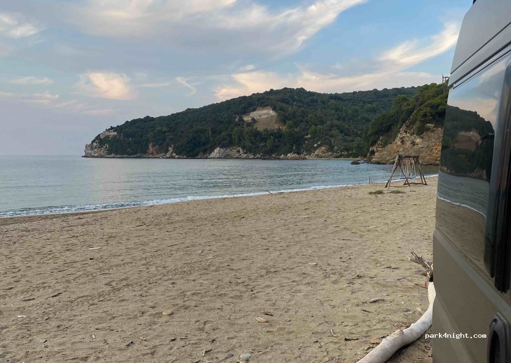 (370 02) Skiathos - Unnamed Road — foto 2