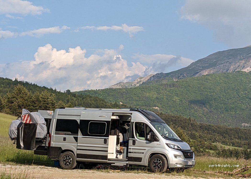 (04170) Vergons - Unnamed Road — foto 4