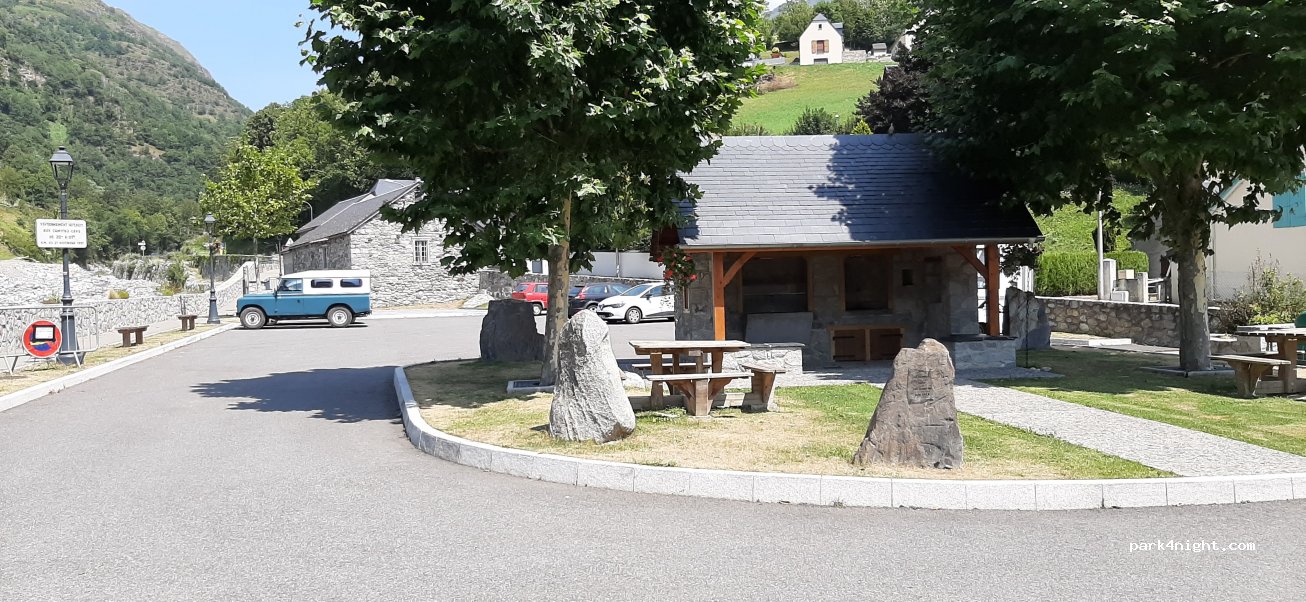 (65120) Esterre - Le Village — foto