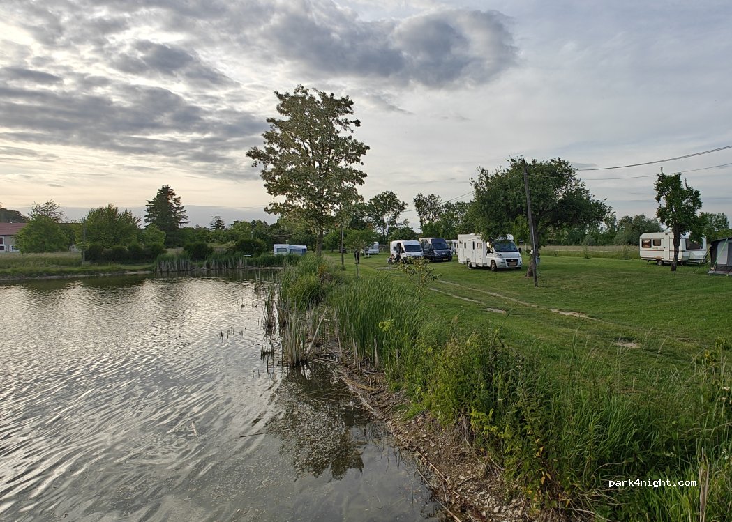 Camping Les Étangs de la Mandre — foto 4