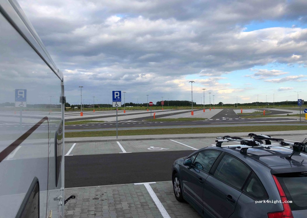 (96-300) Wręcza - 1 Nowy Świat — foto