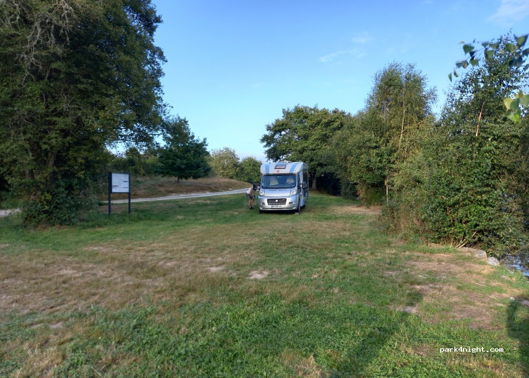 (87250) Saint-Pardoux - La Ribière — foto 2