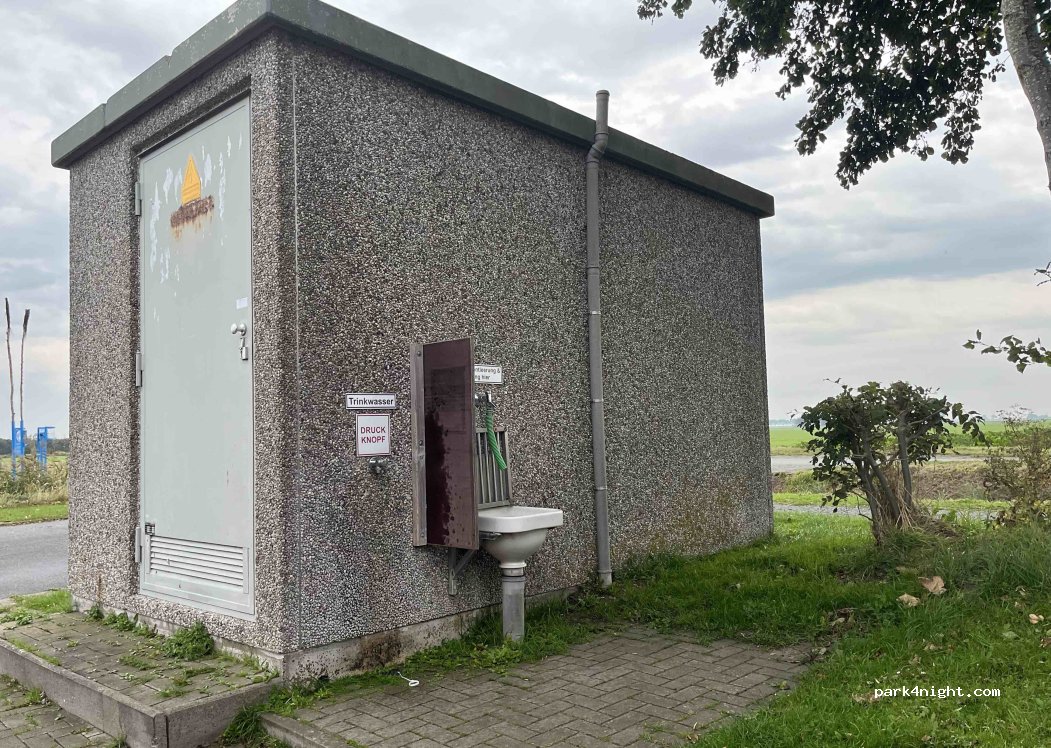 Wohnmobilstellplatz an der Nordseestraße - Parkplatz 2 — foto 4
