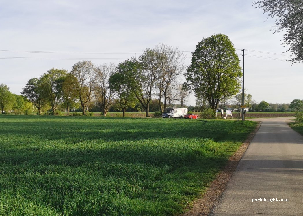 (89340) Leipheim - Herdweg — foto 4