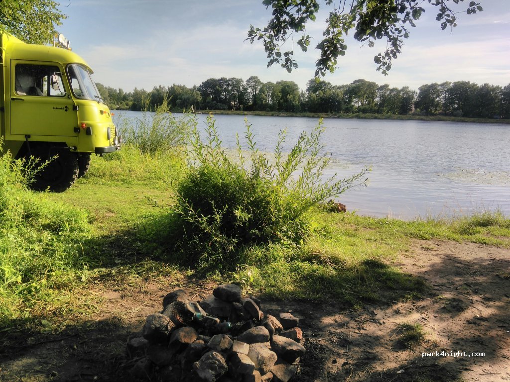 (1050) Rīga - 1 Zaķusalas krastmala — foto