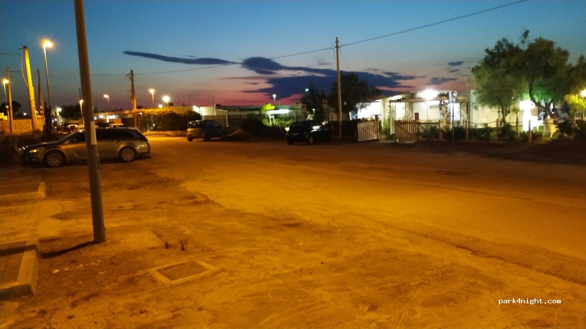(74122) Taranto - 89 Viale del Tramonto — foto