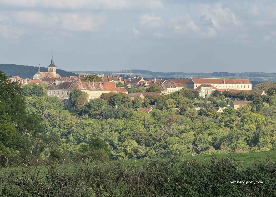 (21150) Flavigny-sur-Ozerain - Sur la Recluse — foto 2
