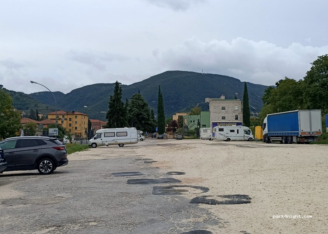 (06049) Spoleto - Via dei Filosofi, Strada Statale 418 — foto 2