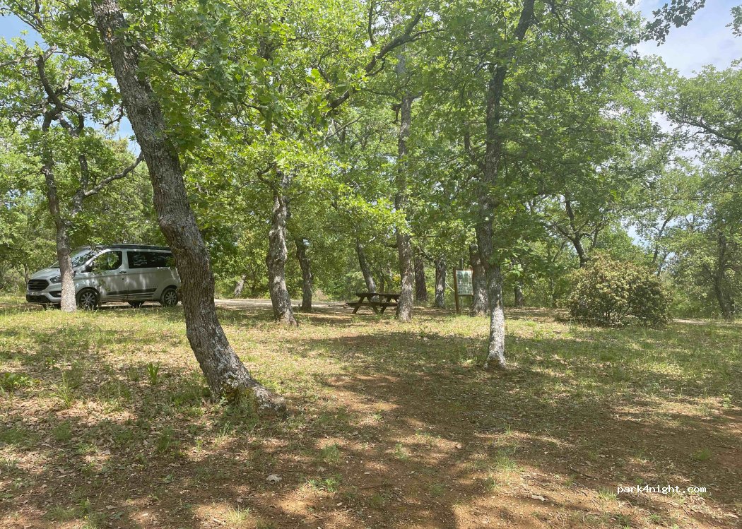 (84400) Villars - Unnamed Road — foto 4