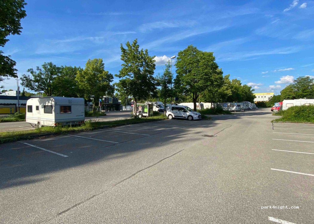 (82256) Fürstenfeldbruck - 2 Oskar-von-Miller-Straße — foto 3