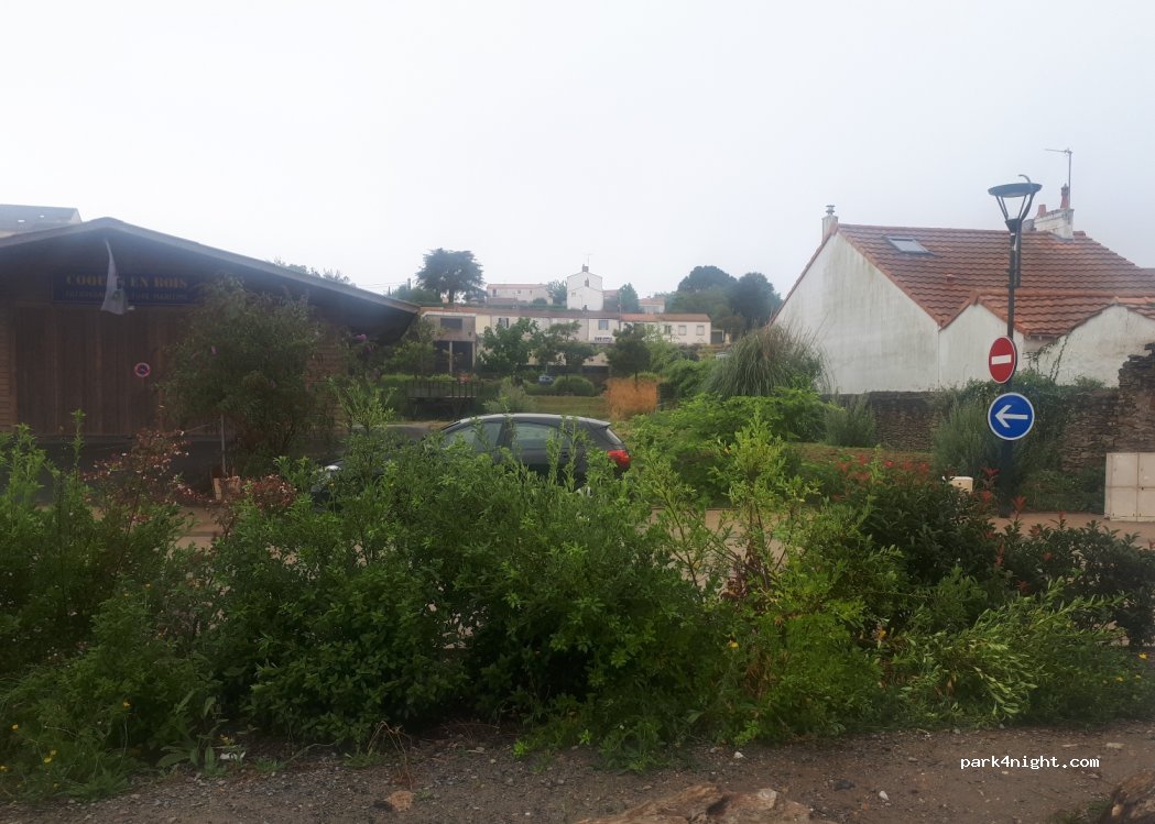 (44210) Pornic - 41 Rue du Canal — foto
