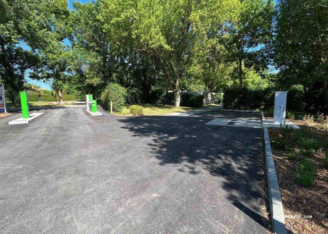 (79210) Mauzé-sur-le-Mignon - Rue du Port — foto