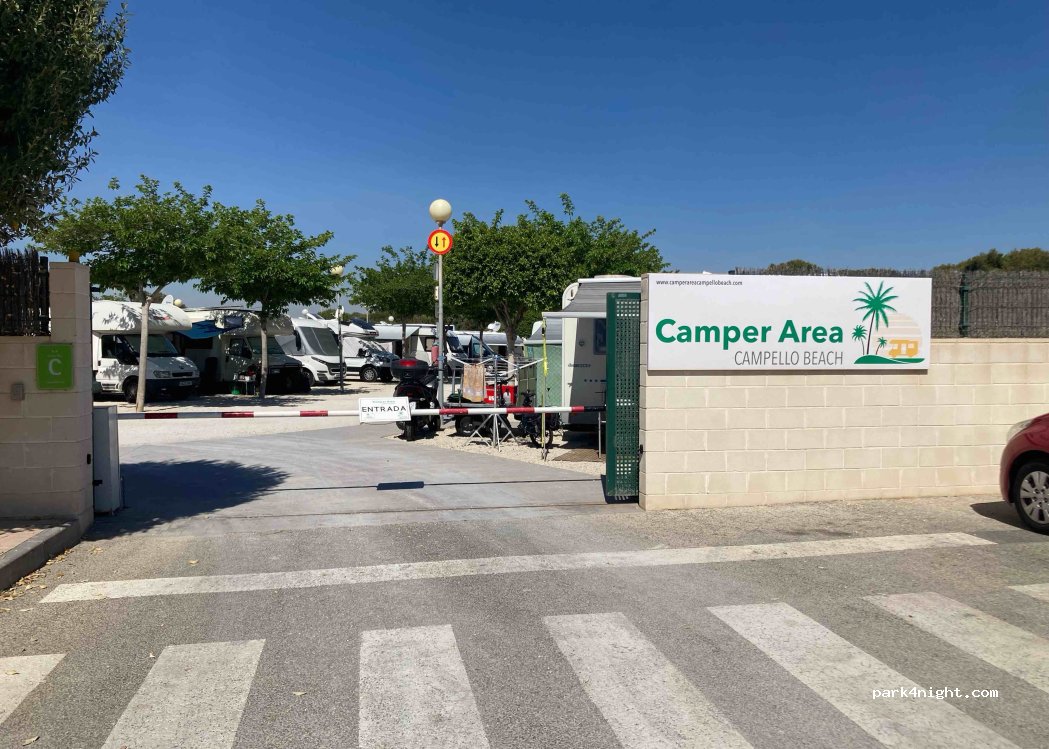 Camper Área Campello Beach — foto
