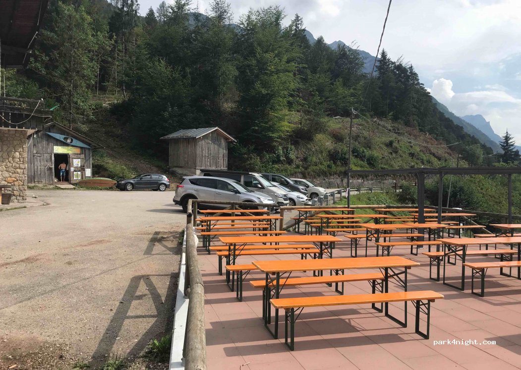 (32044) Pieve di Cadore - Unnamed Road — foto
