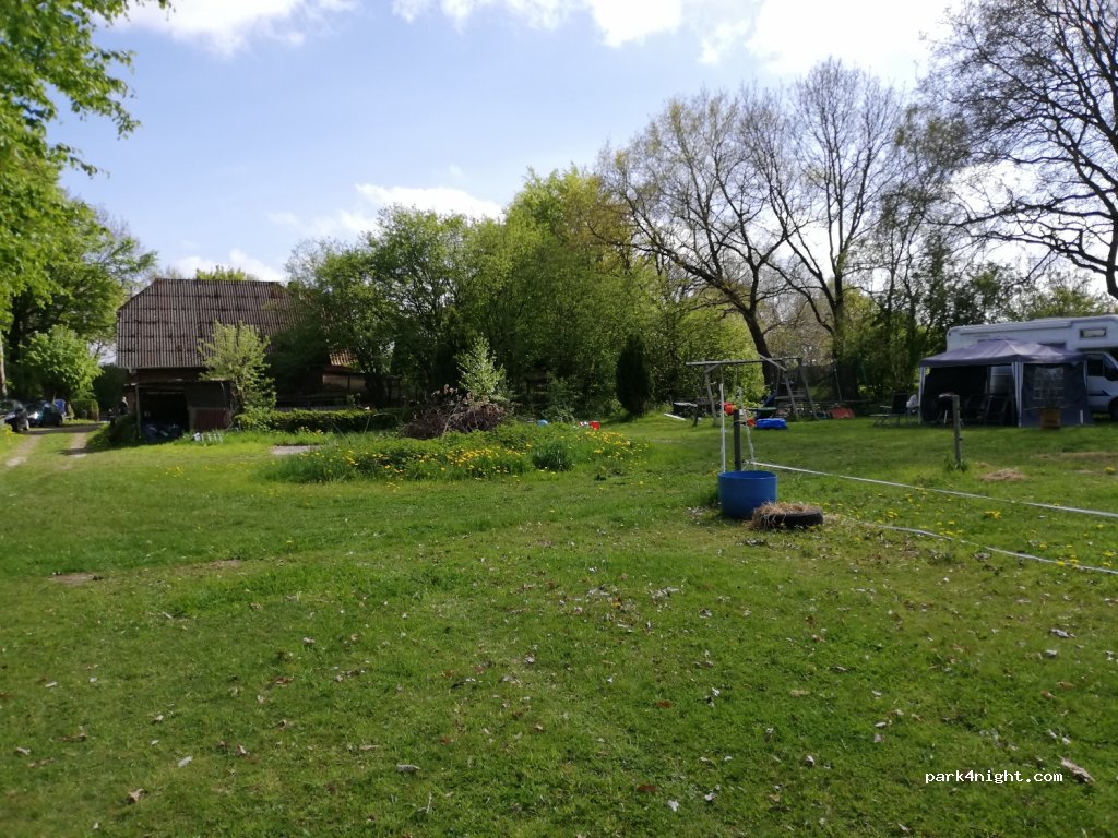 Wohnmobilstellplatz de Koppelcamper — foto 2