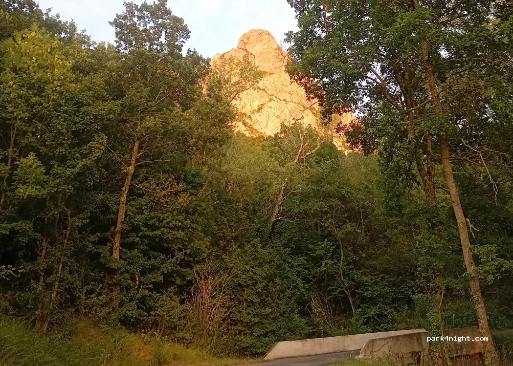 (11190) Bugarach - Route de Quillan — foto