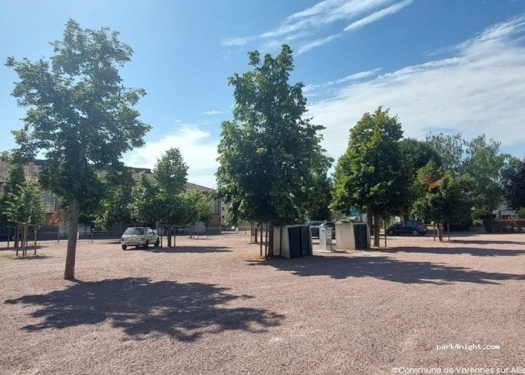 (03150) Varennes-sur-Allier - 2 Rue de Beaupuy — foto 2