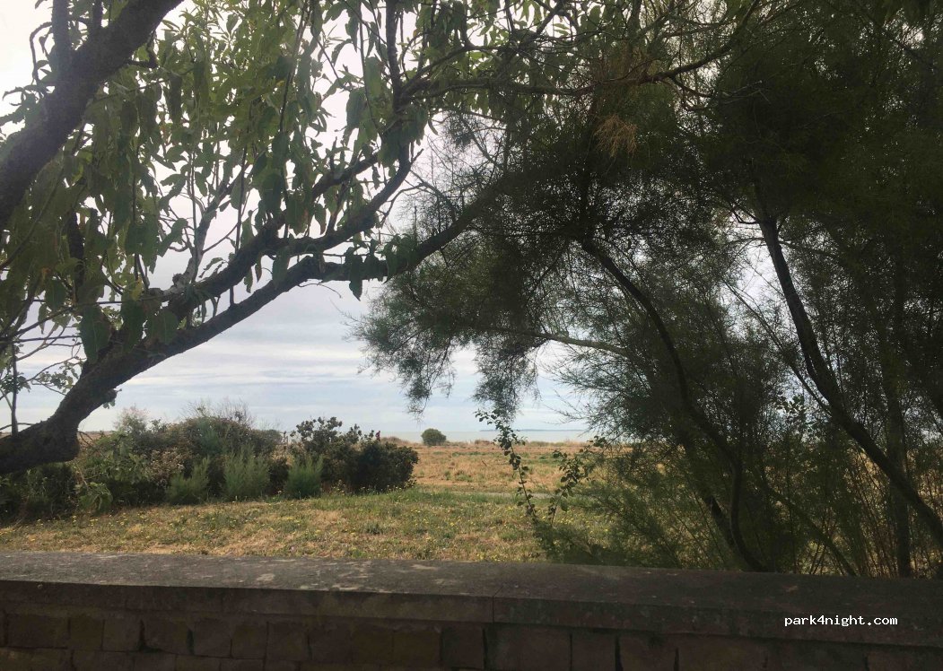 (17000) La Rochelle - 1 Rue du Soleil Levant — foto 2