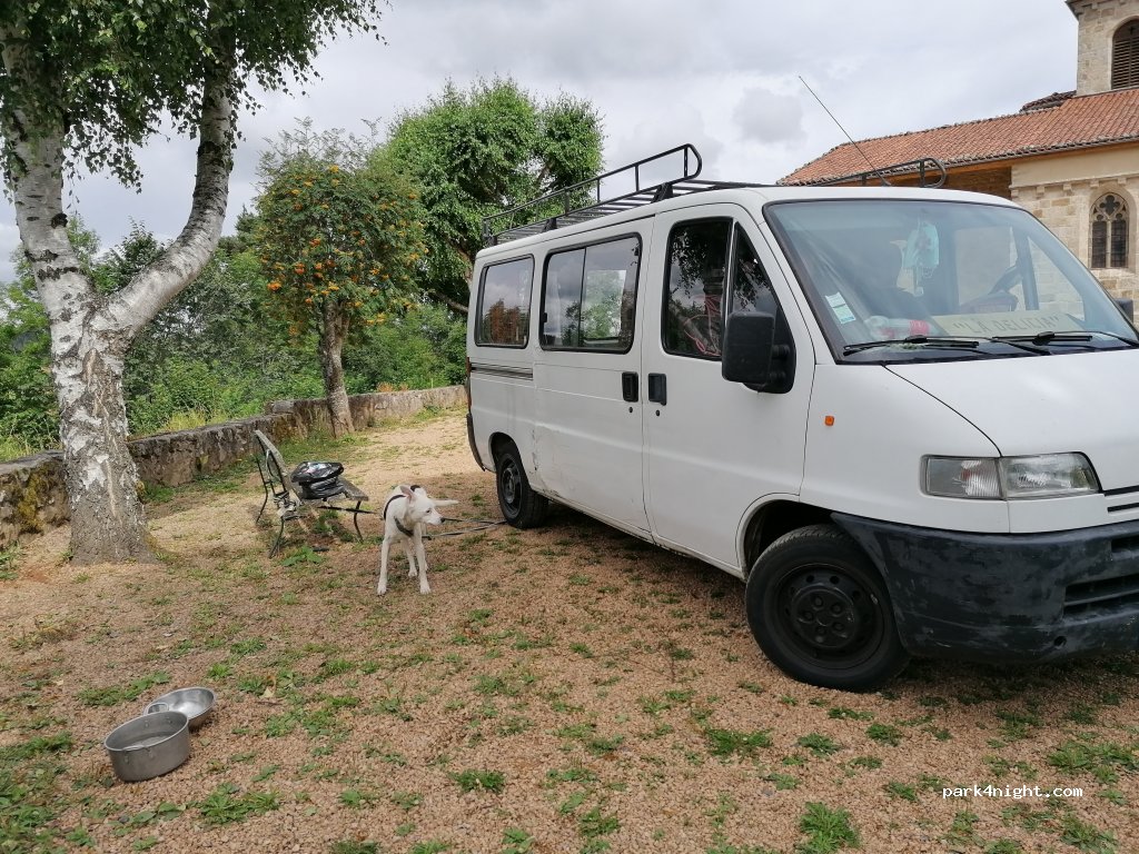 (63980) Chambon-sur-Dolore - 1123 Chambon — foto