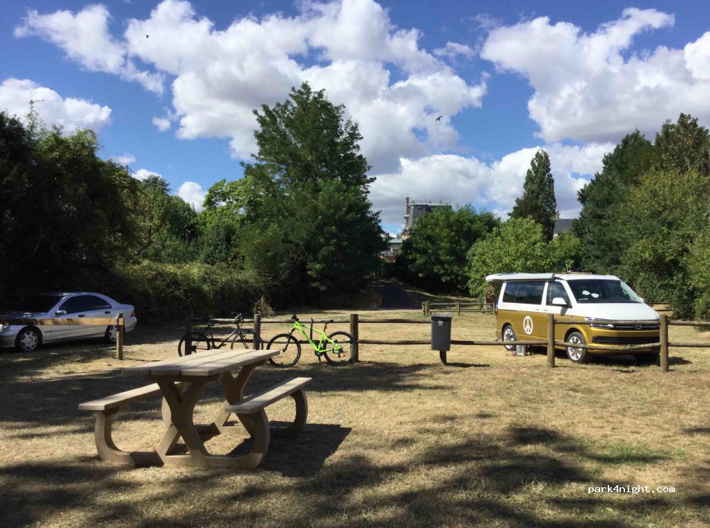 (37210) Rochecorbon - 59bis Quai de la Loire — foto
