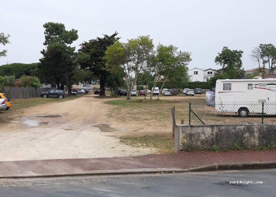 (17190) Saint-Georges-d'Oléron - 460 Avenue de l'Océan — foto 3