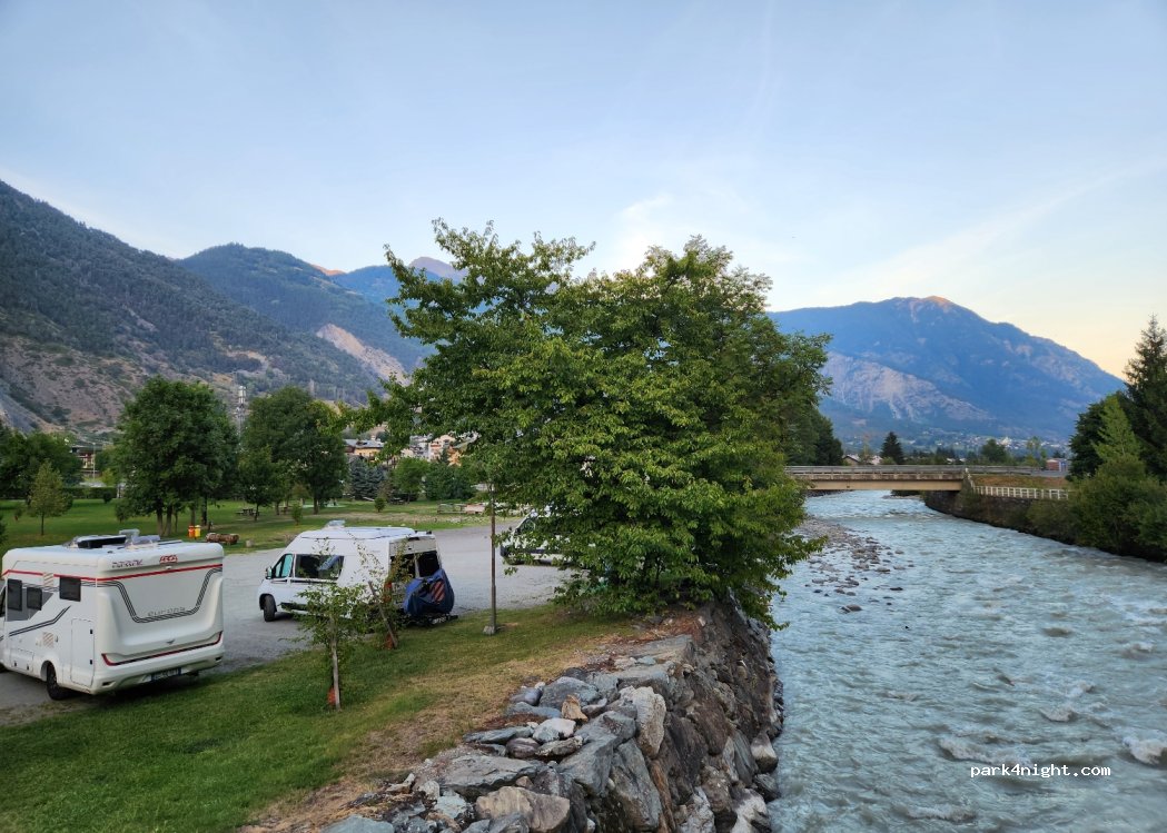 Parcheggio per camper Morgex — foto 3