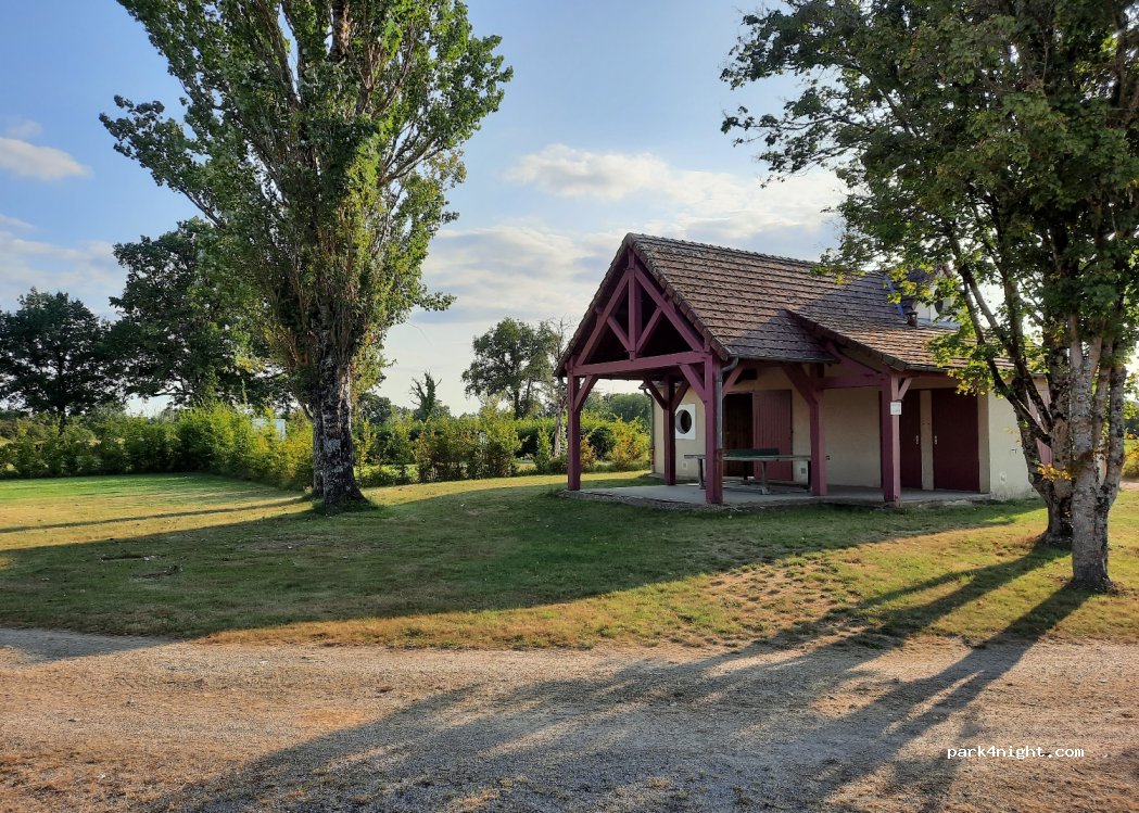 Camping municipal — foto 2