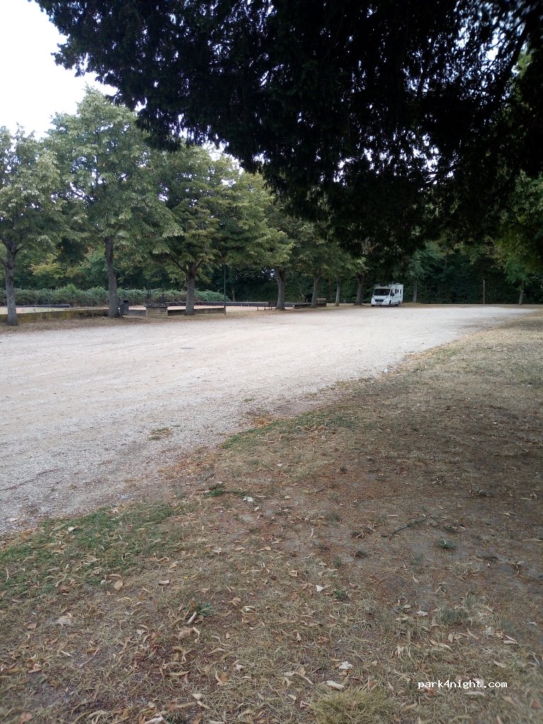 (01340) Attignat - 333 Allée du Château — foto