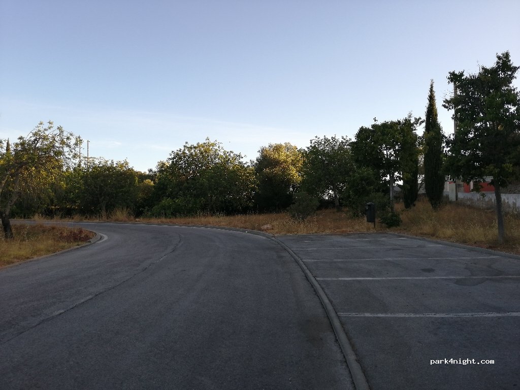 (8100) Loulé - Rua Padre José António Nobre Duarte — foto 2