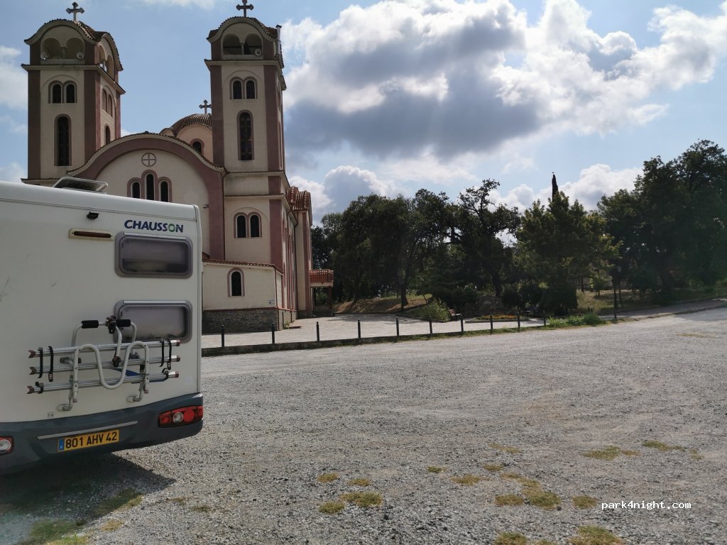 (601 00) Lofos - Unnamed Road — foto