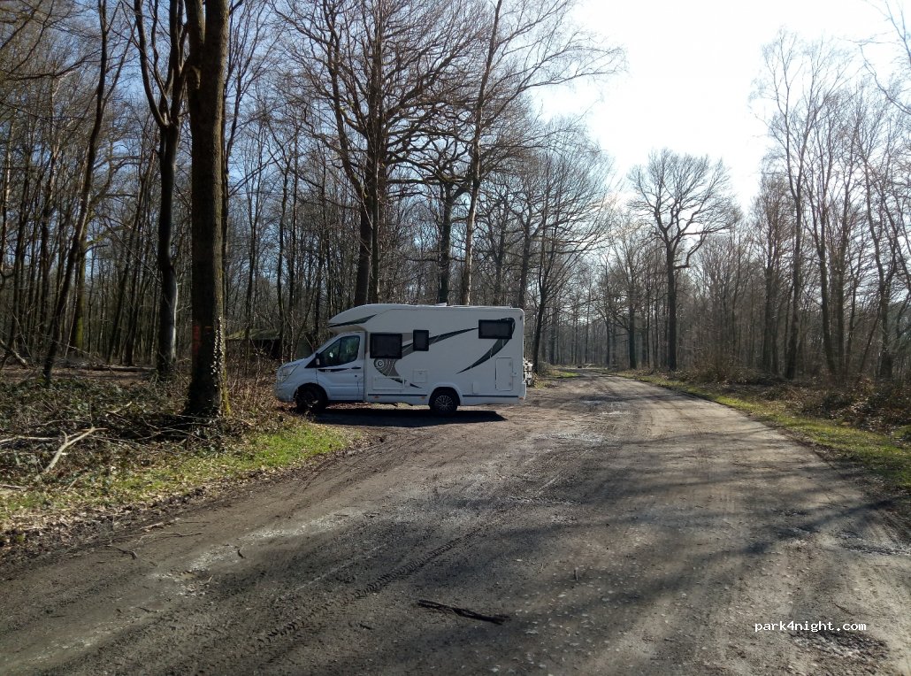(5621) Florennes - Route de Rouillon — foto 4