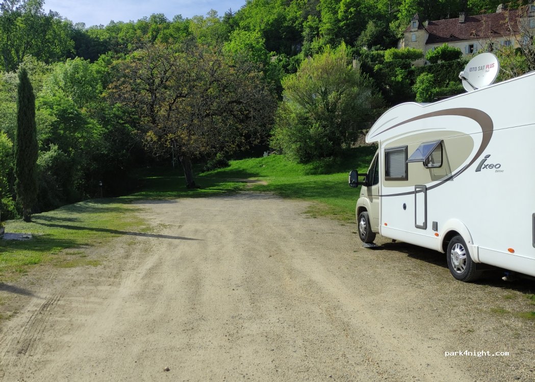 (24260) Saint-Cirq - Unnamed Road — foto 2