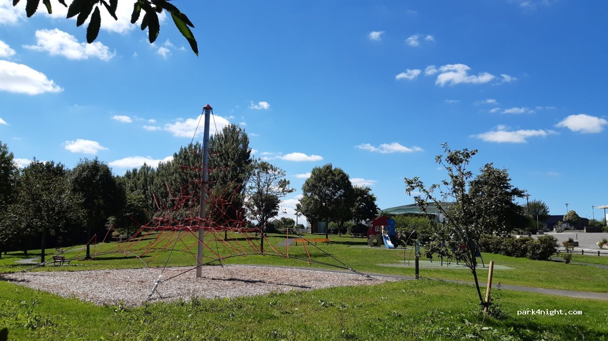 (29180) Plogonnec - Rue des peupliers — foto 2