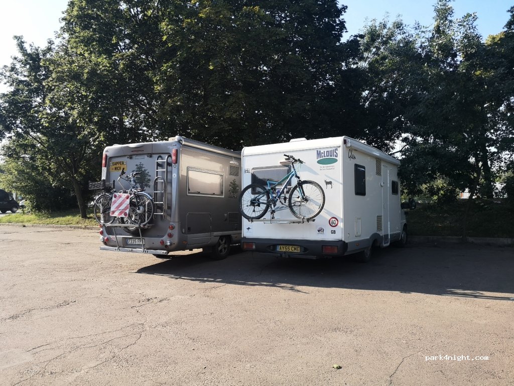 (33017) Rivne - 15 Mendeljejeva Street — foto
