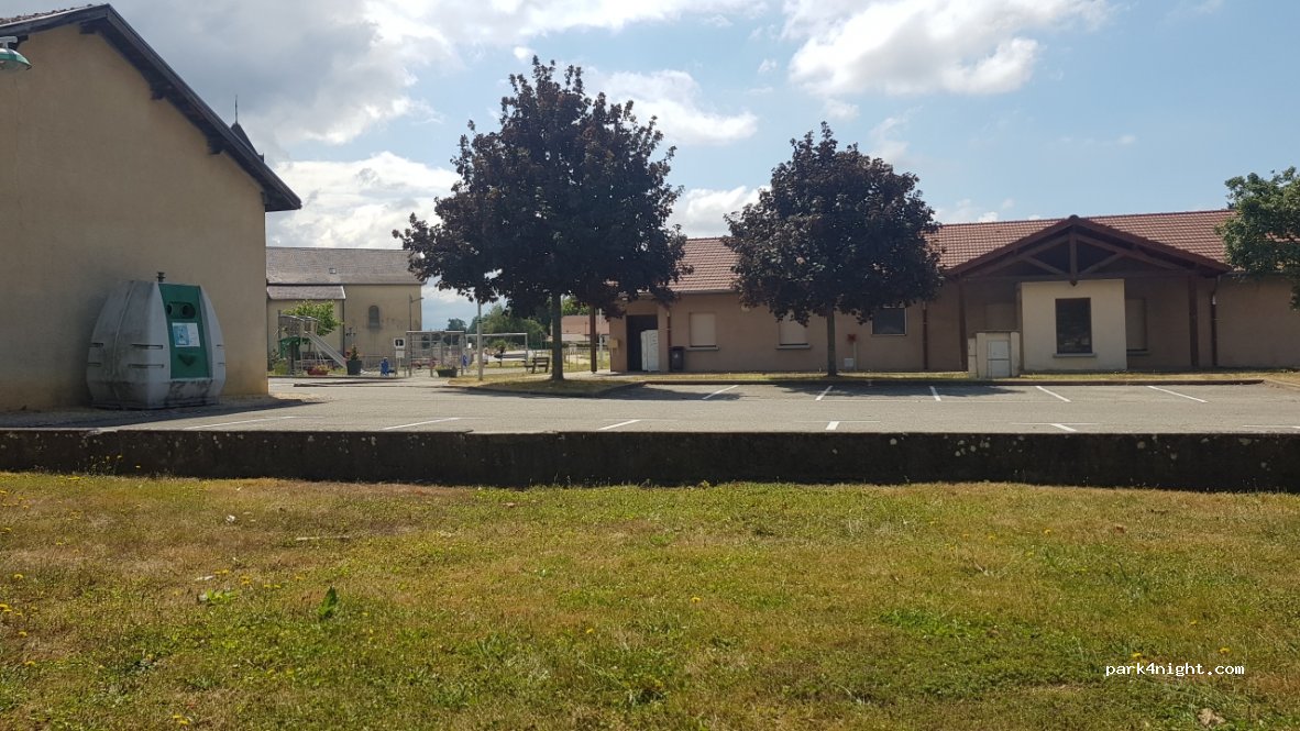 (38690) Saint-Didier-de-Bizonnes - 43 Rue de la Mairie — foto