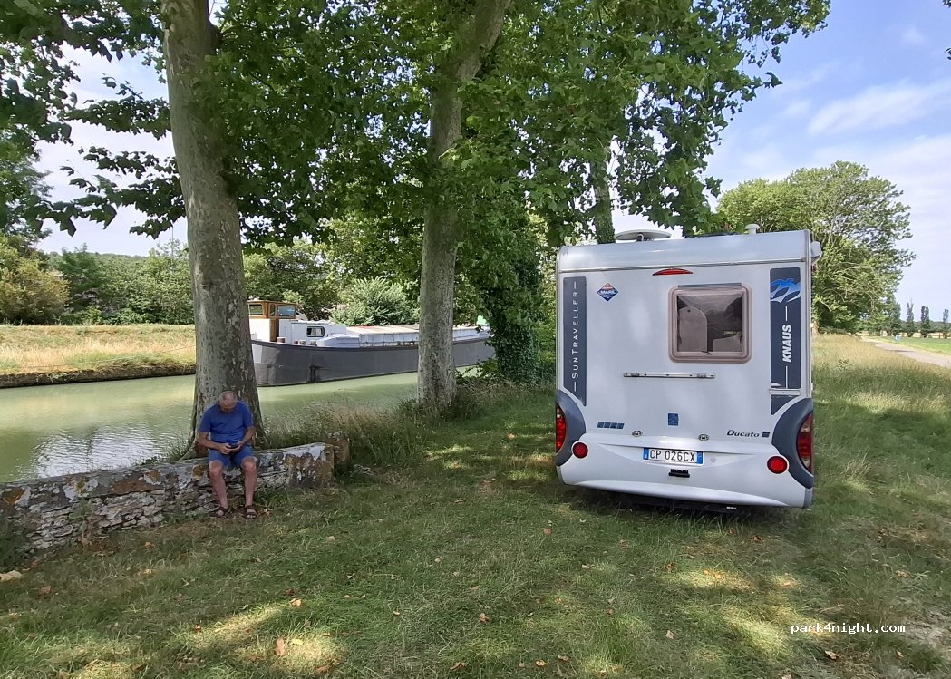 (11320) Labastide-d'Anjou - 1 D218 — foto 5
