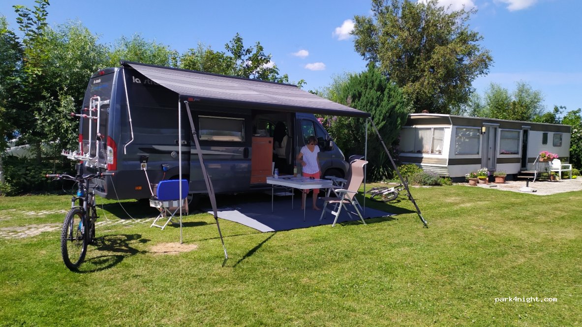 Mini-camping  Strohalm — foto
