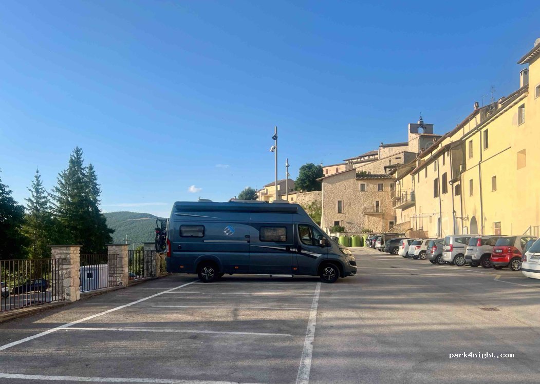 (06045) Monteleone di Spoleto - 15 Via dei Fossi — foto 4